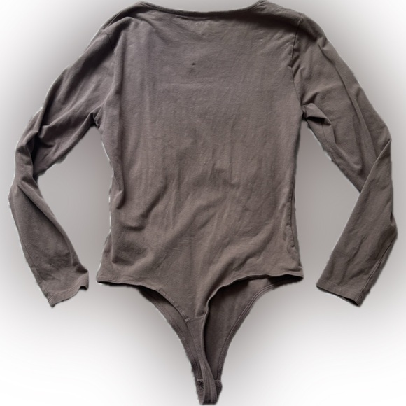Abercrombie Brown Long Sleeve Women's Bodysuit with Square Neckline Size L - Picture 6 of 6